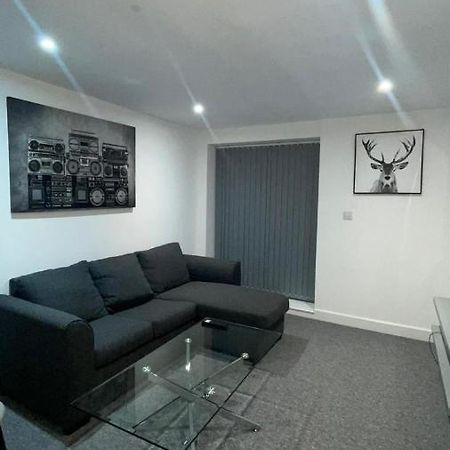 2 Bed Room Luxury Apartment In Old Kent Road Лондон Екстер'єр фото
