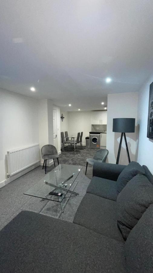 2 Bed Room Luxury Apartment In Old Kent Road Лондон Екстер'єр фото