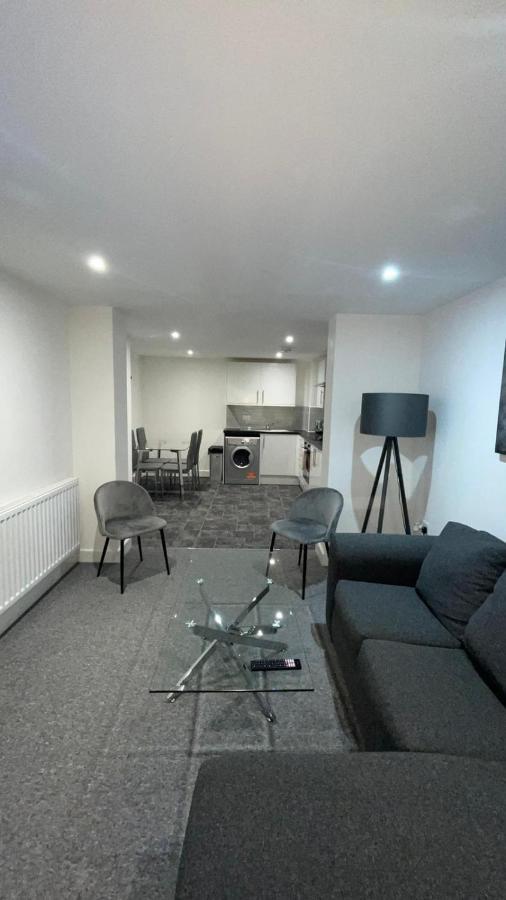 2 Bed Room Luxury Apartment In Old Kent Road Лондон Екстер'єр фото